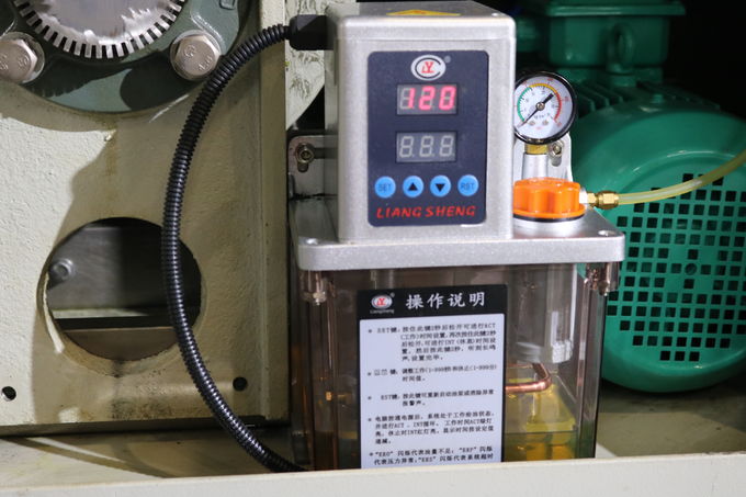 Automatic Pharmaceutical Capsule Filling Machine For Powder Pellet 2