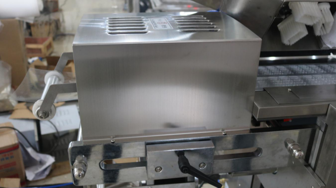 Dpp 160L Liquid Pack Blister Packaging Machine , Liquid Filling And Sealing Packing Machine 5