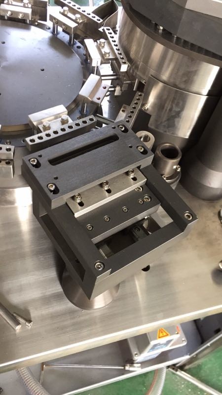 Built - In Cam Capsule Filling Equipment Germany Siemens Touch Screen 2