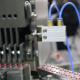 pl26612833-automatic_hard_gelatin_capsule_filling_machine_228000_pcs_h_production_capacity.jpg